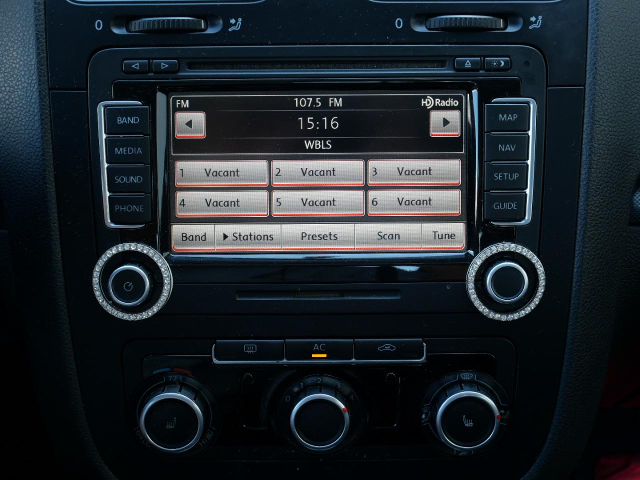 Volkswagen Jetta Sedan 4dr Auto Limited PZEV 2010
