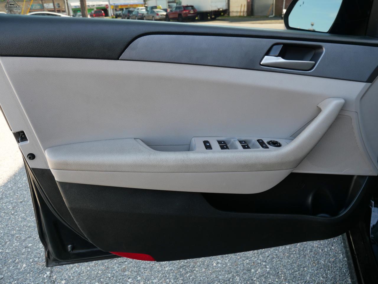 Hyundai Sonata SE 2.4L SULEV 2018