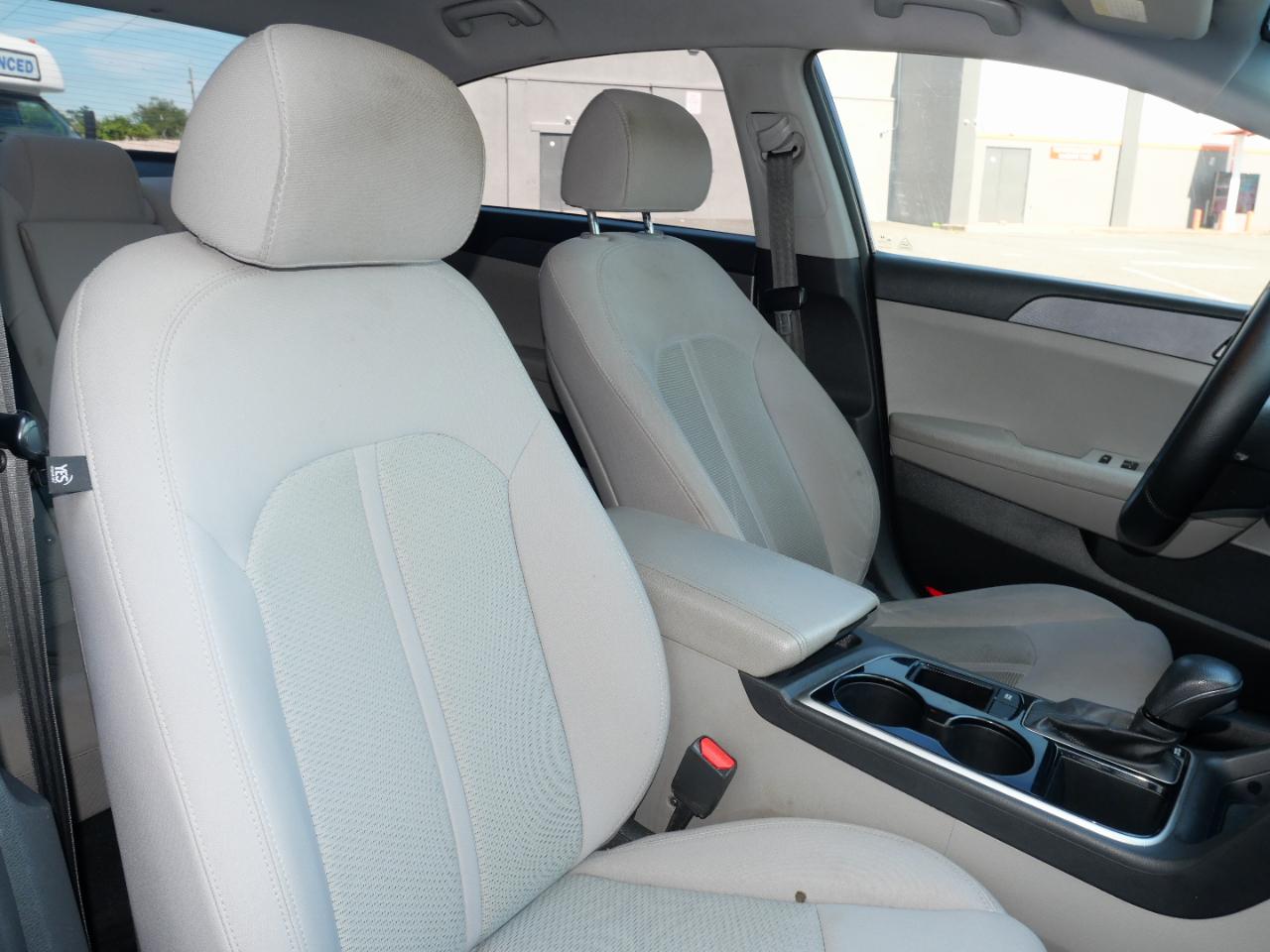 Hyundai Sonata SE 2.4L SULEV 2018