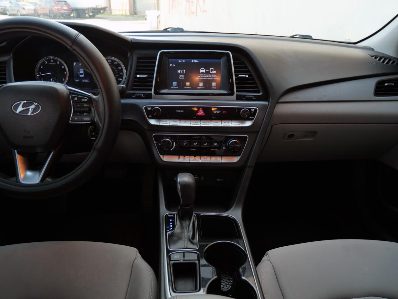 Hyundai Sonata SE 2.4L SULEV 2018