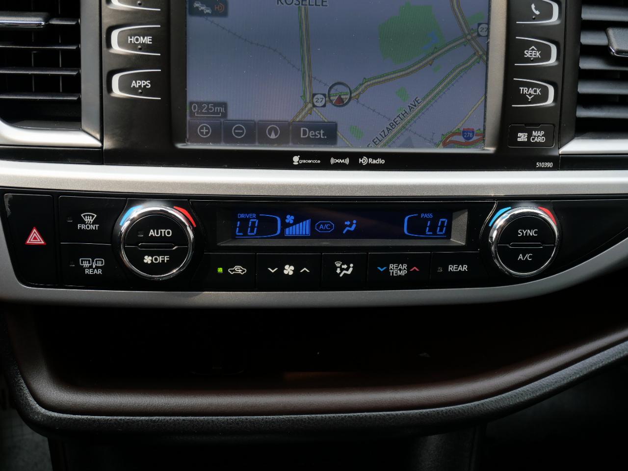 Toyota Highlander XLE V6 AWD (Natl) 2019