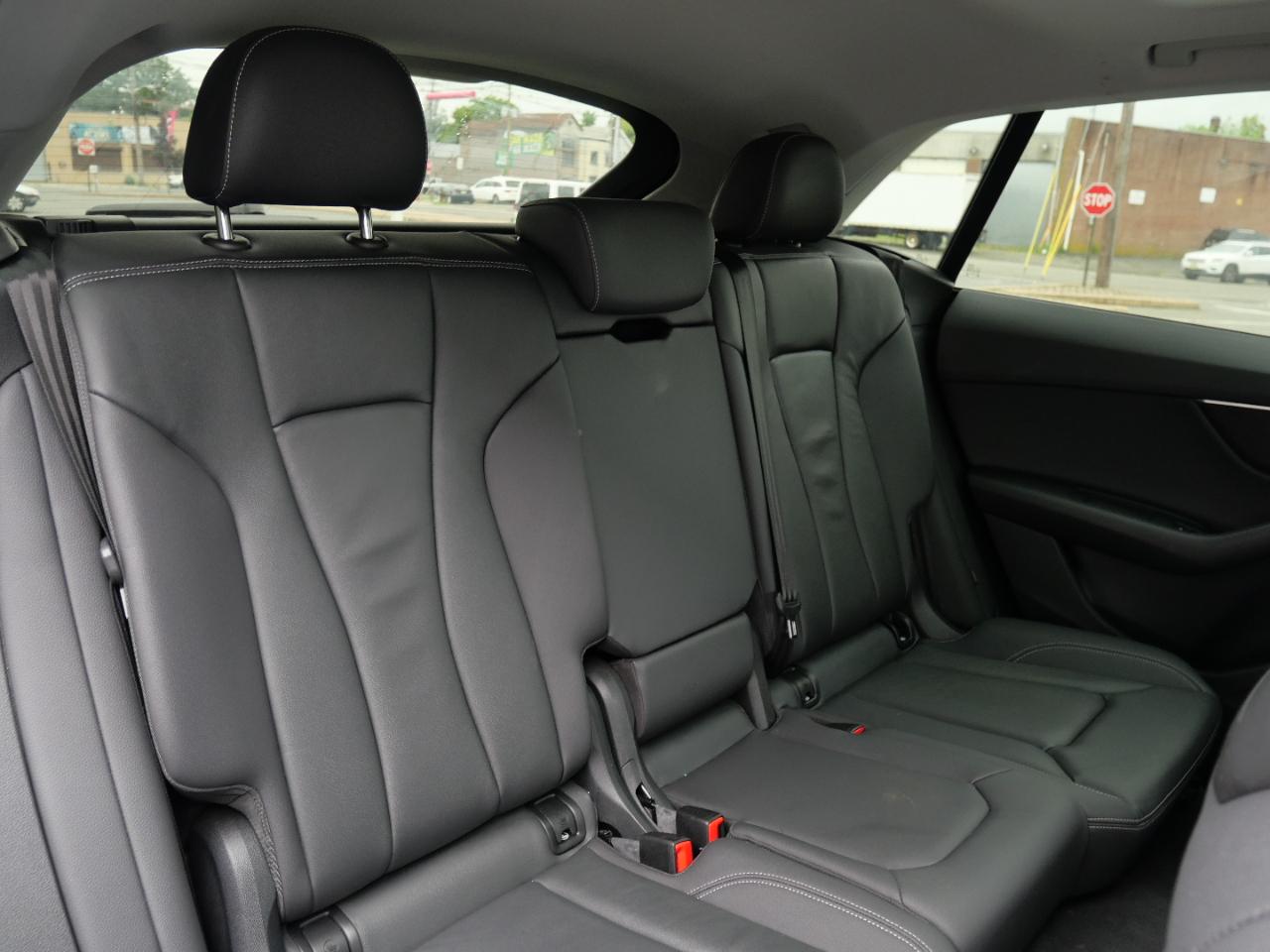 Audi Q8 Premium 55 TFSI quattro 2023