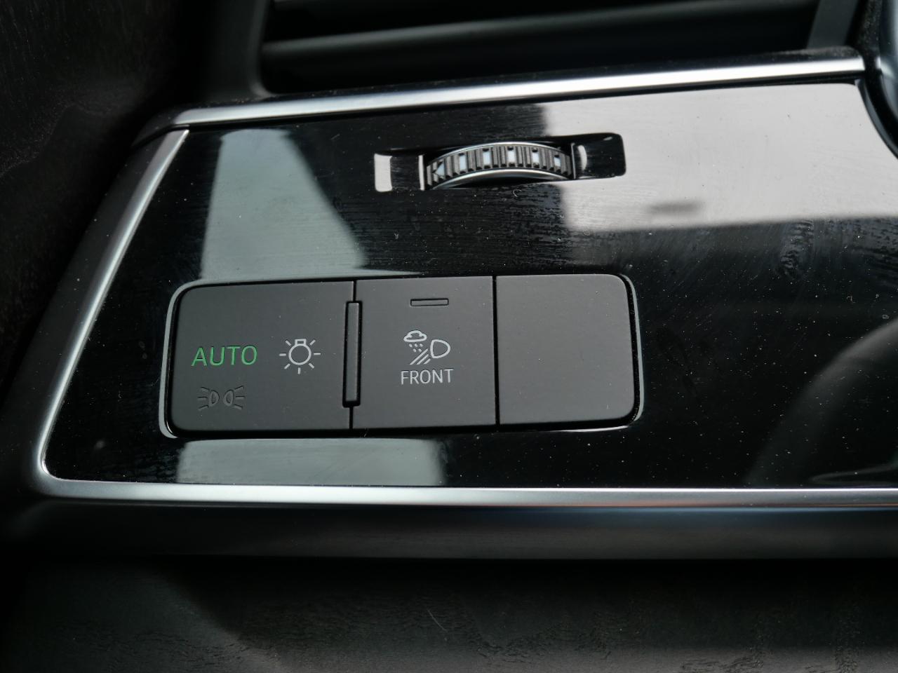 Audi Q8 Premium 55 TFSI quattro 2023