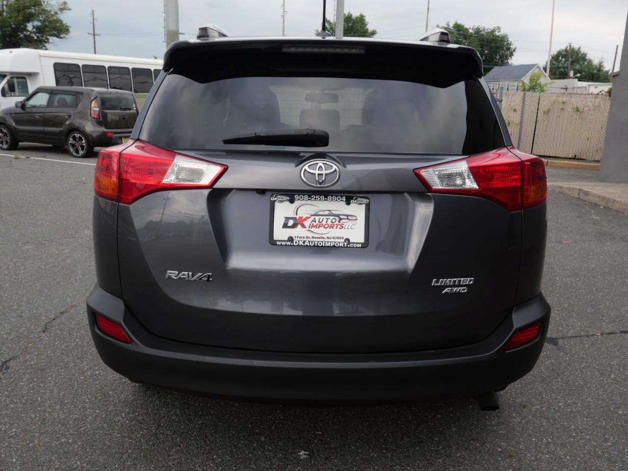 Toyota RAV4 AWD 4dr Limited (Natl) 2015