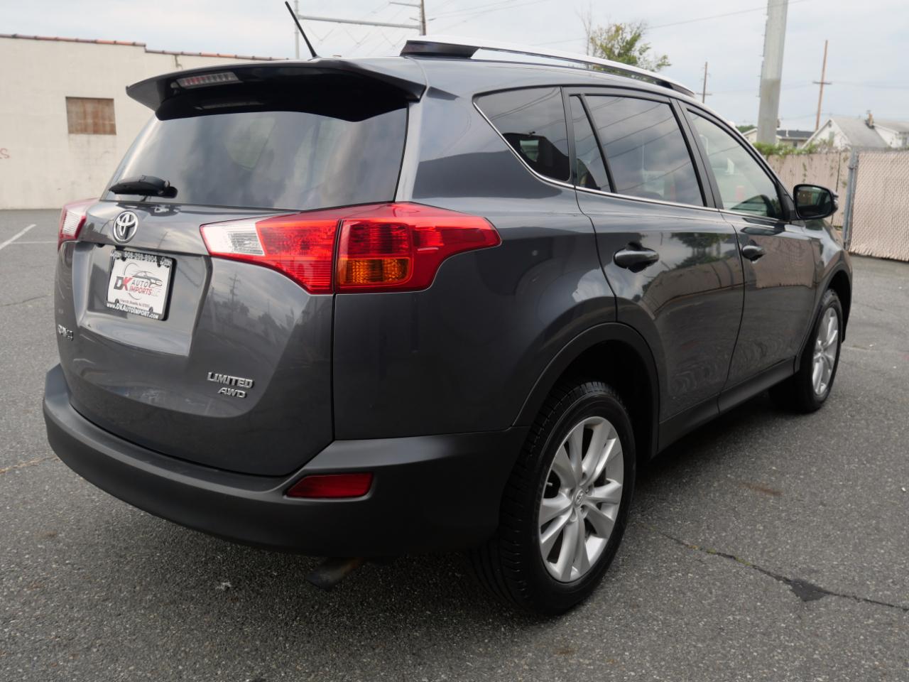 Toyota RAV4 AWD 4dr Limited (Natl) 2015