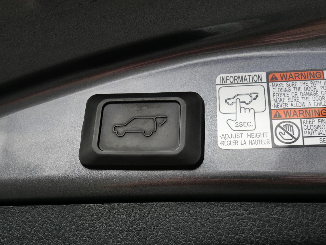 Toyota RAV4 AWD 4dr Limited (Natl) 2015