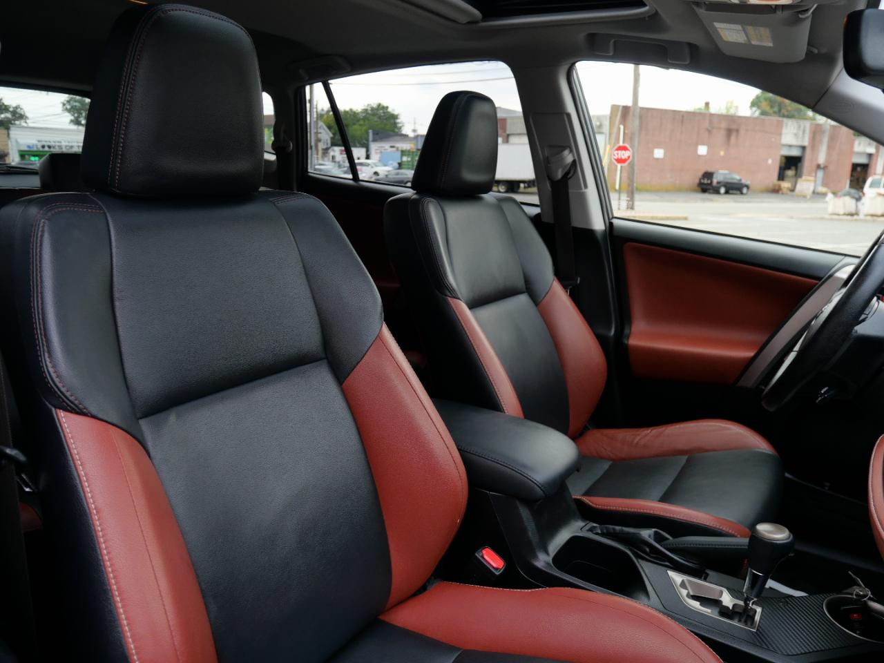 Toyota RAV4 AWD 4dr Limited (Natl) 2015