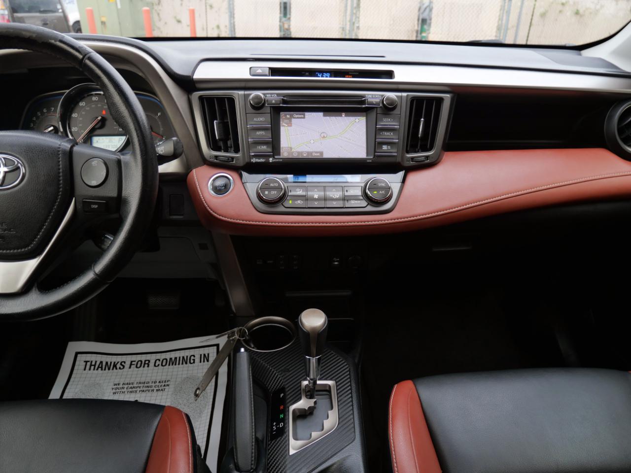 Toyota RAV4 AWD 4dr Limited (Natl) 2015