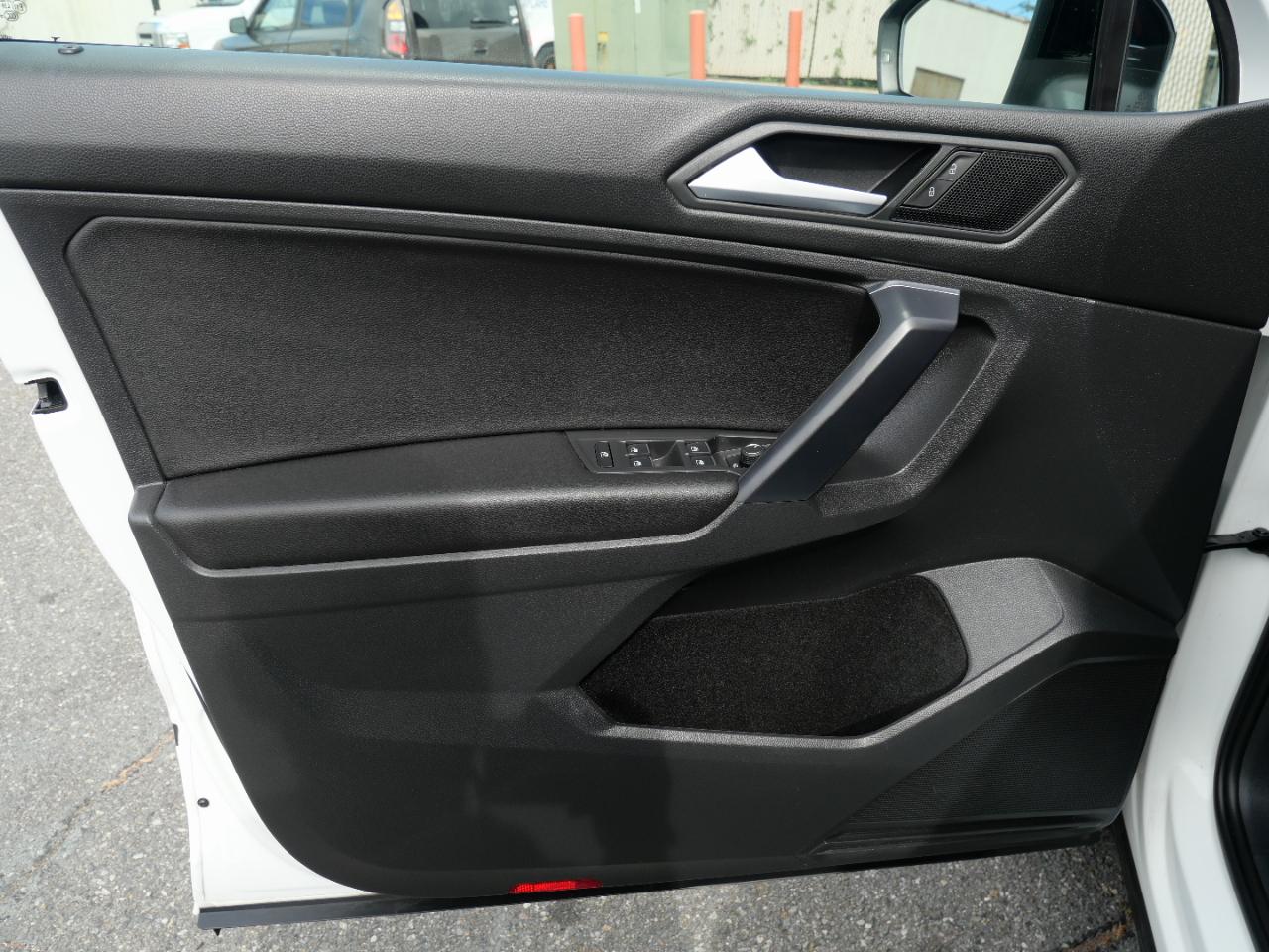 Volkswagen Tiguan 2.0T SE R-Line Black 4MOTION 2021