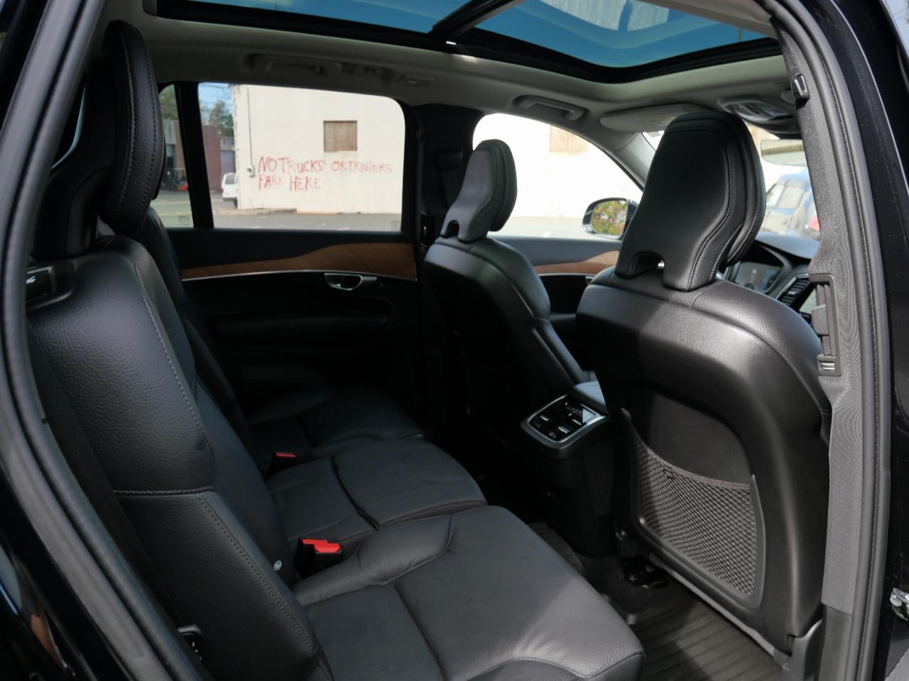 Volvo XC90 B6 AWD Plus Bright Theme 7P 2024