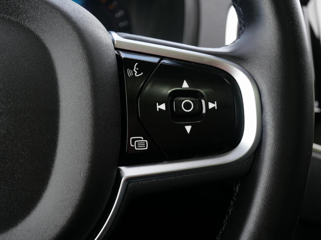 Volvo XC90 B6 AWD Plus Bright Theme 7P 2024
