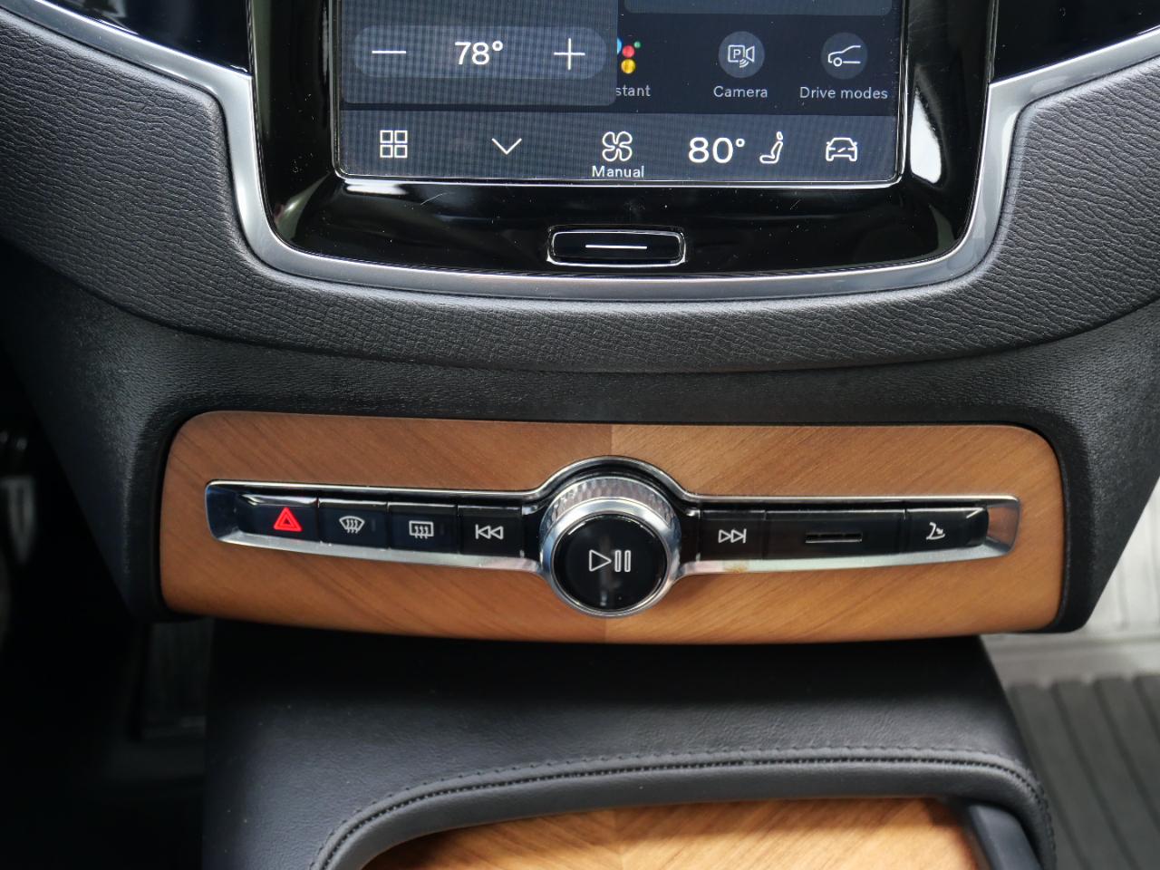 Volvo XC90 B6 AWD Plus Bright Theme 7P 2024