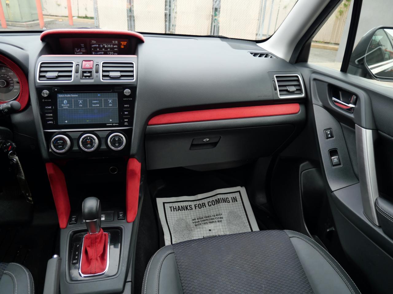 Subaru Forester 2.0XT Premium CVT 2017