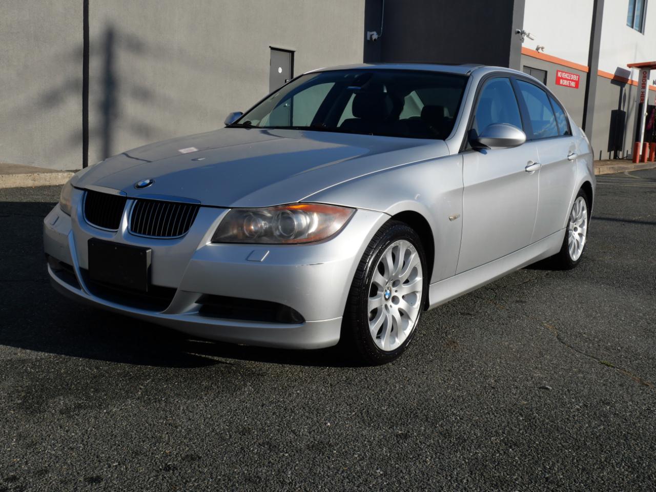 BMW 3 Series 325xi 4dr Sdn AWD 2006