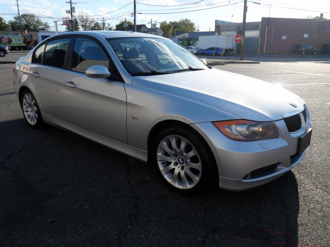 BMW 3 Series 325xi 4dr Sdn AWD 2006