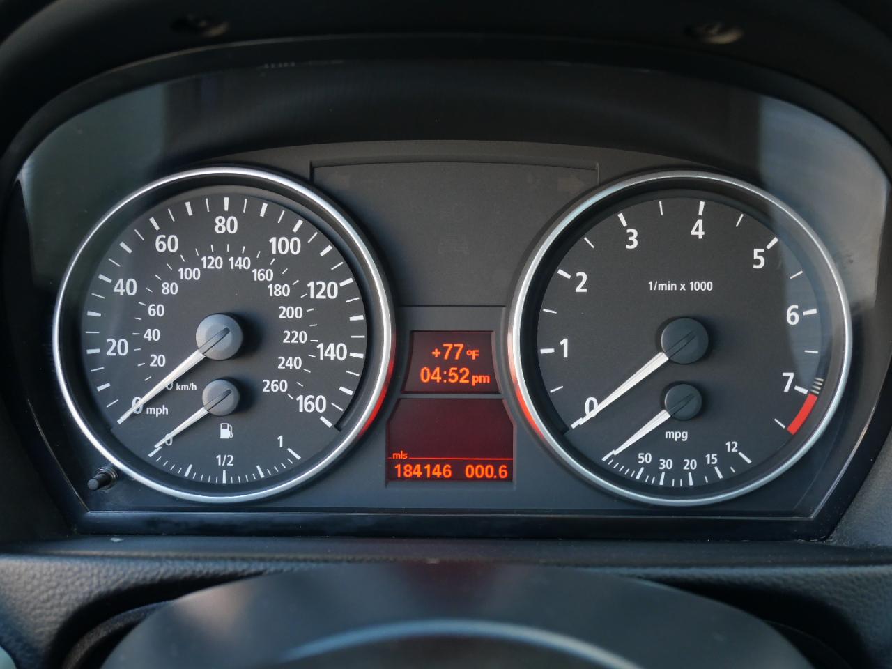 BMW 3 Series 325xi 4dr Sdn AWD 2006