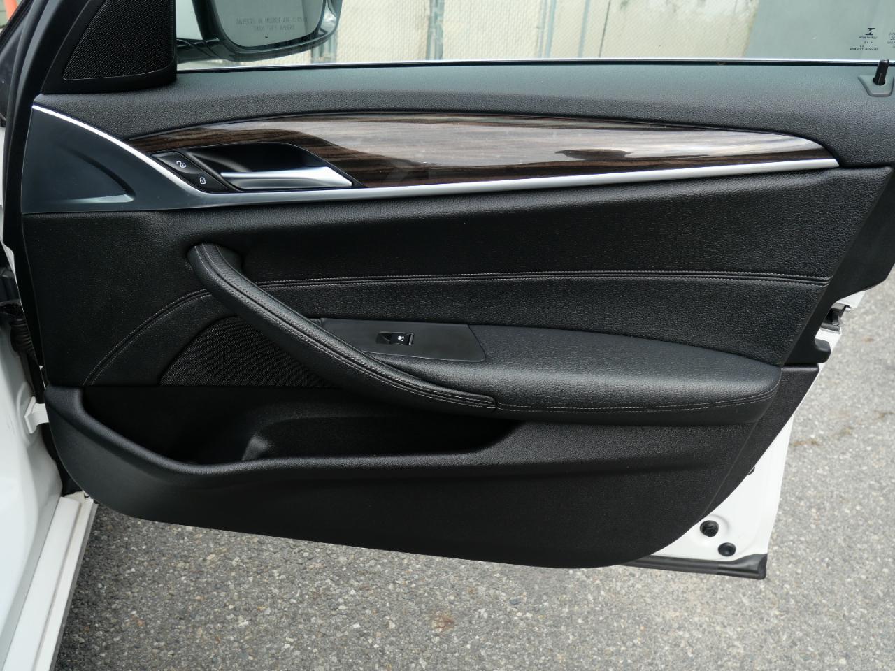 BMW 5 Series 530i xDrive Sedan 2019