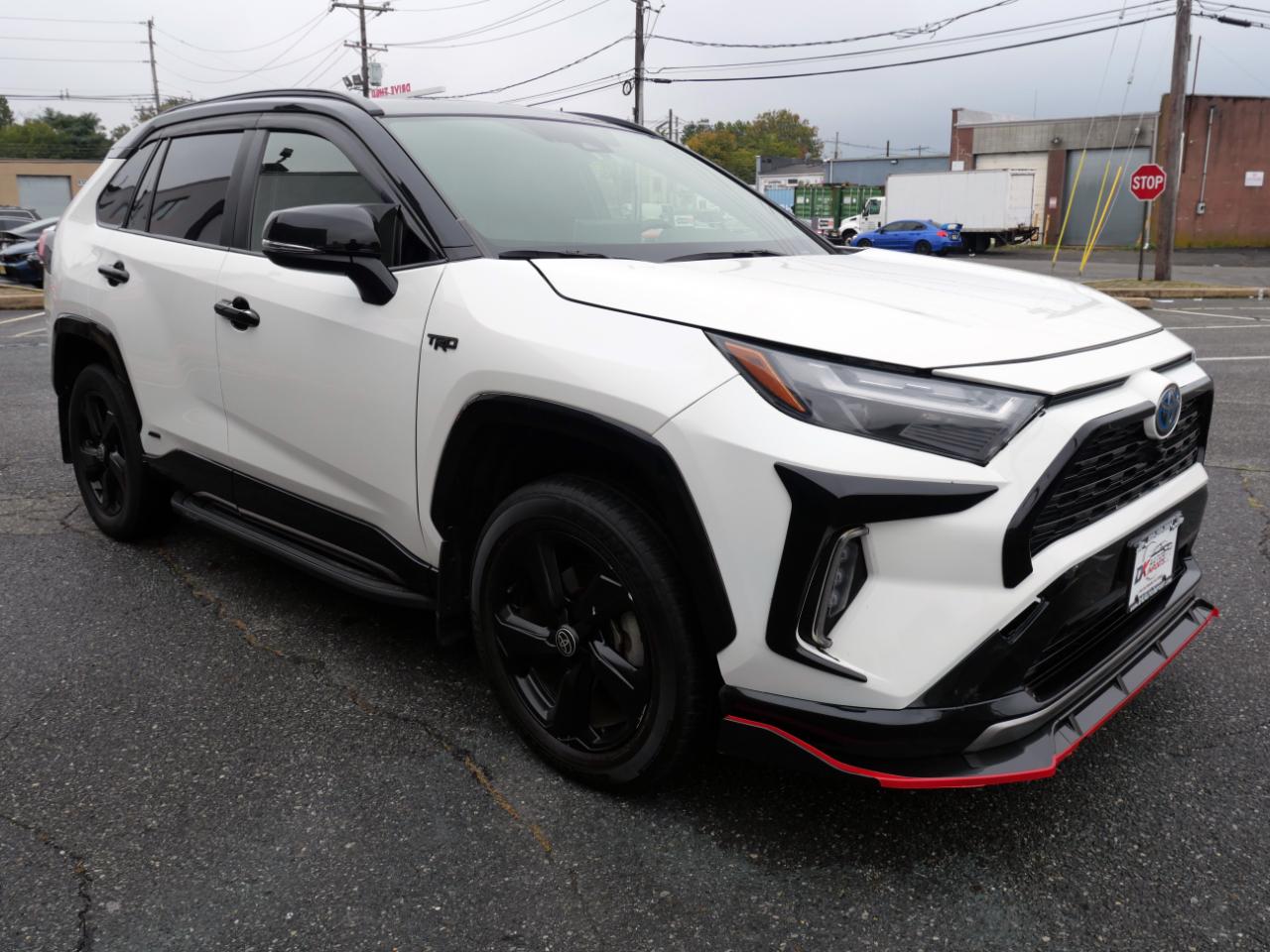 Toyota RAV4 Hybrid XSE AWD (Natl) 2022