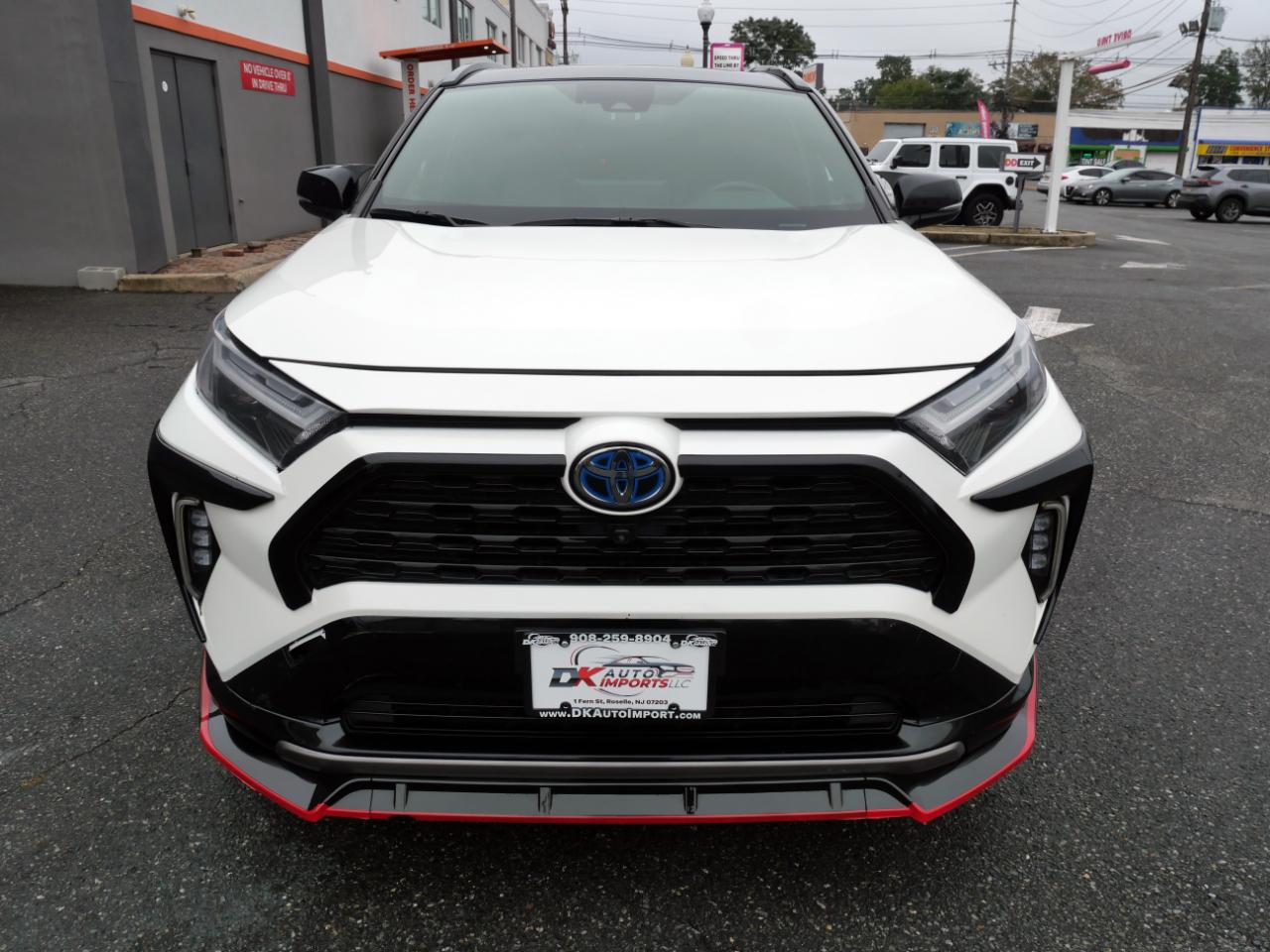 Toyota RAV4 Hybrid XSE AWD (Natl) 2022