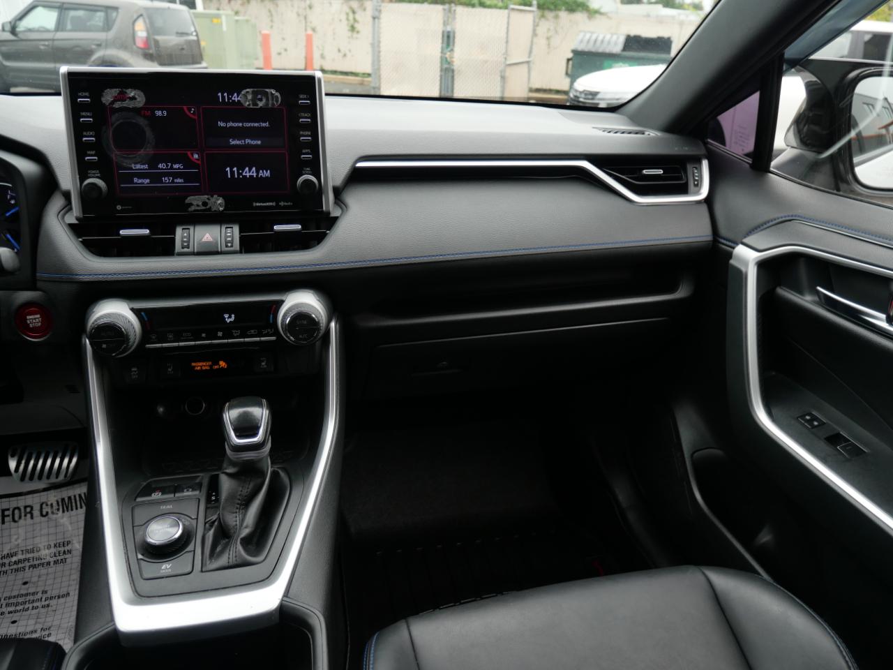 Toyota RAV4 Hybrid XSE AWD (Natl) 2022