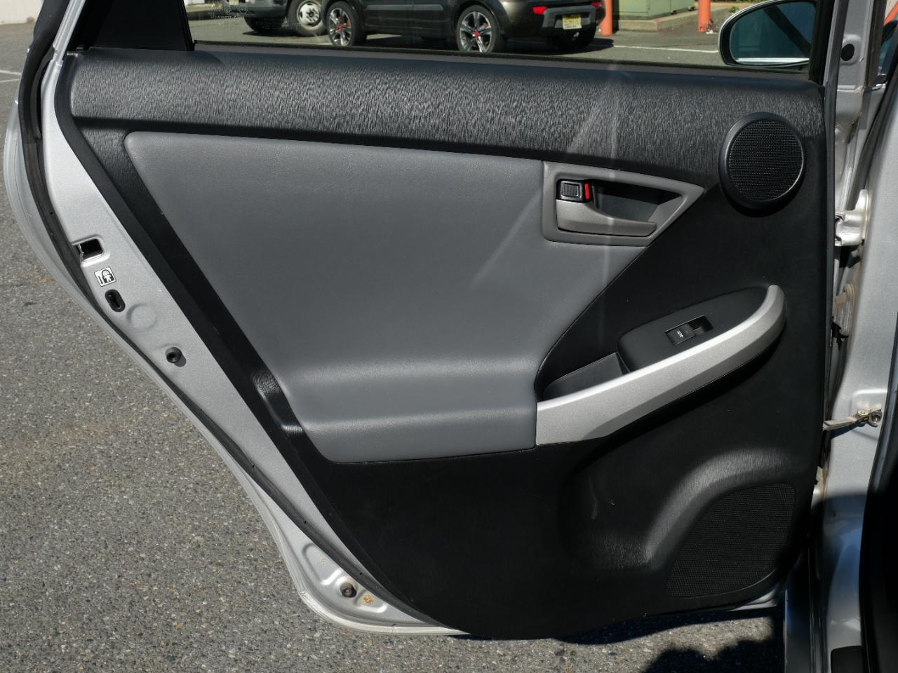 Toyota Prius 5dr HB IV (Natl) 2013