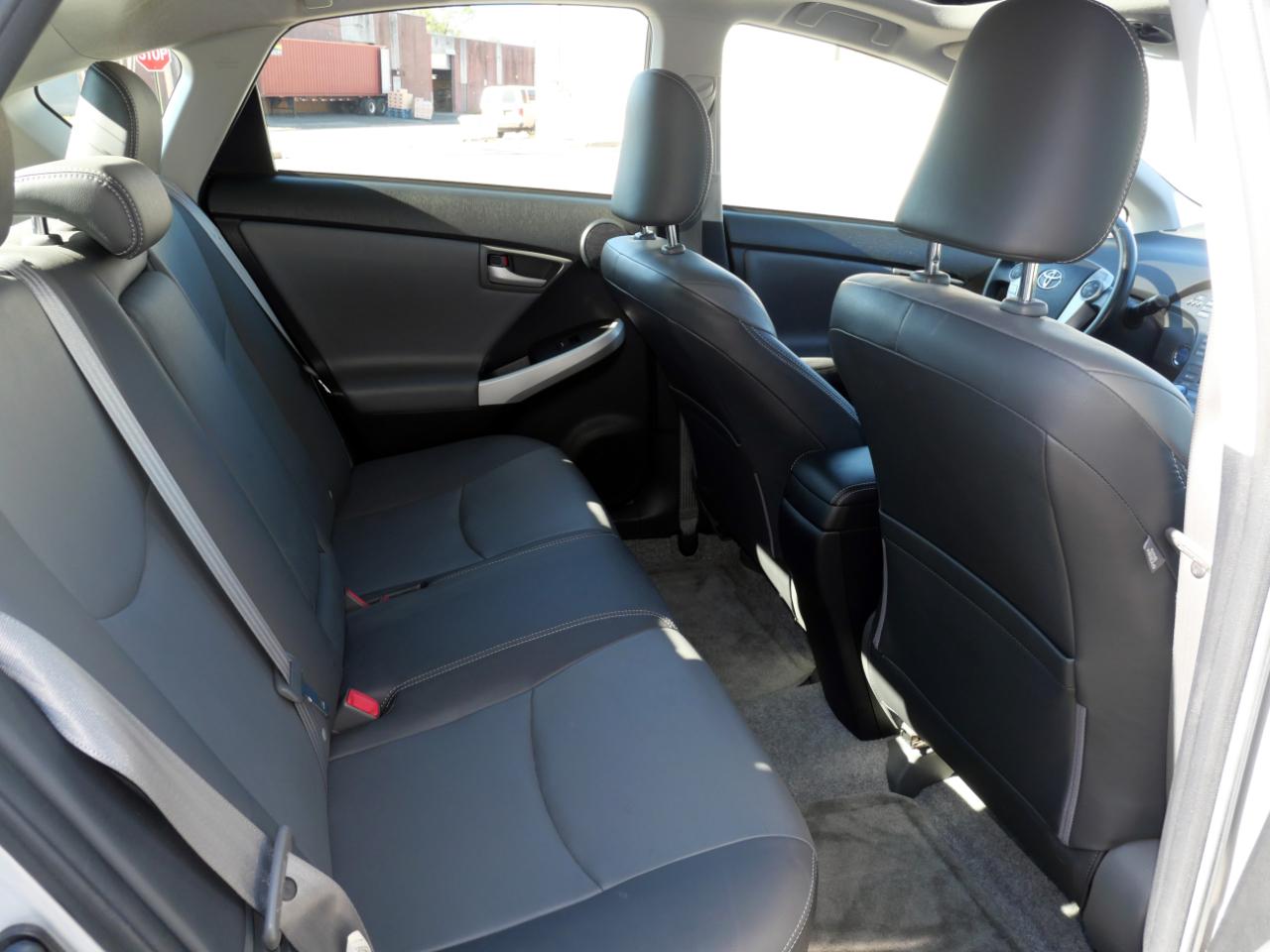 Toyota Prius 5dr HB IV (Natl) 2013