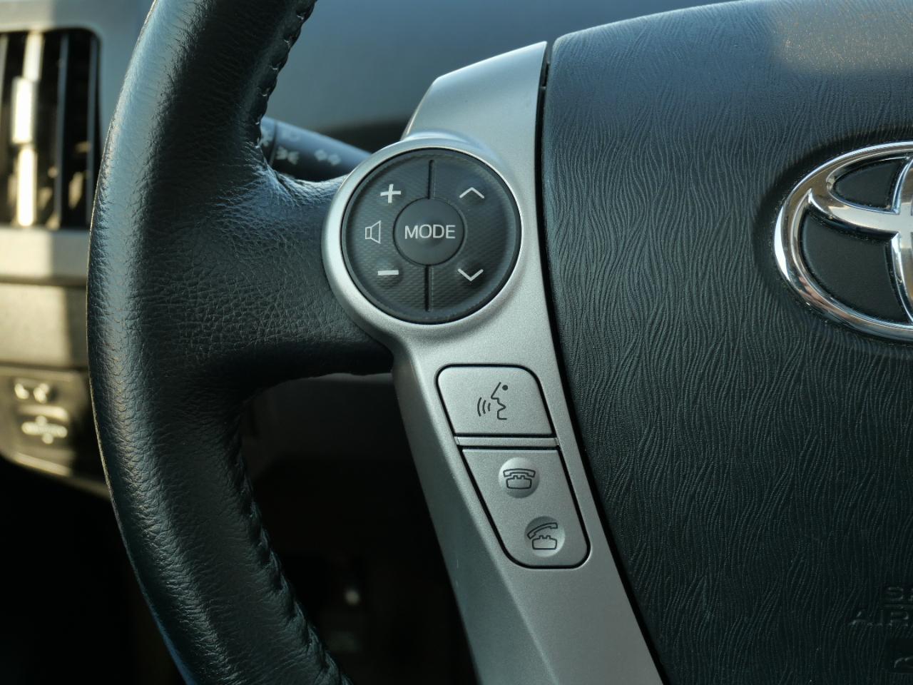 Toyota Prius 5dr HB IV (Natl) 2013