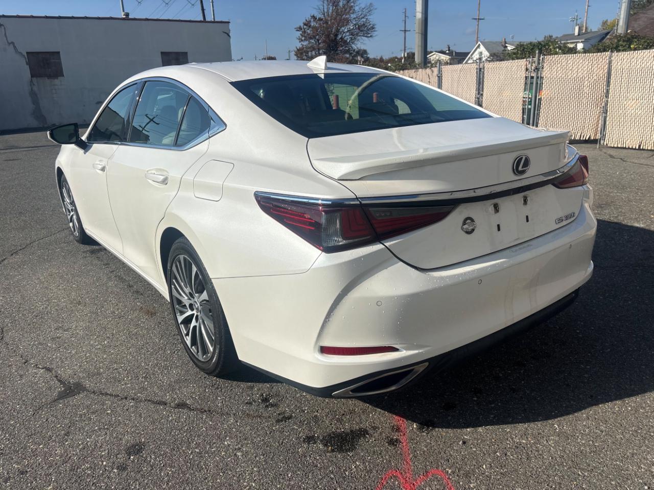 Lexus ES ES 350 FWD 2020