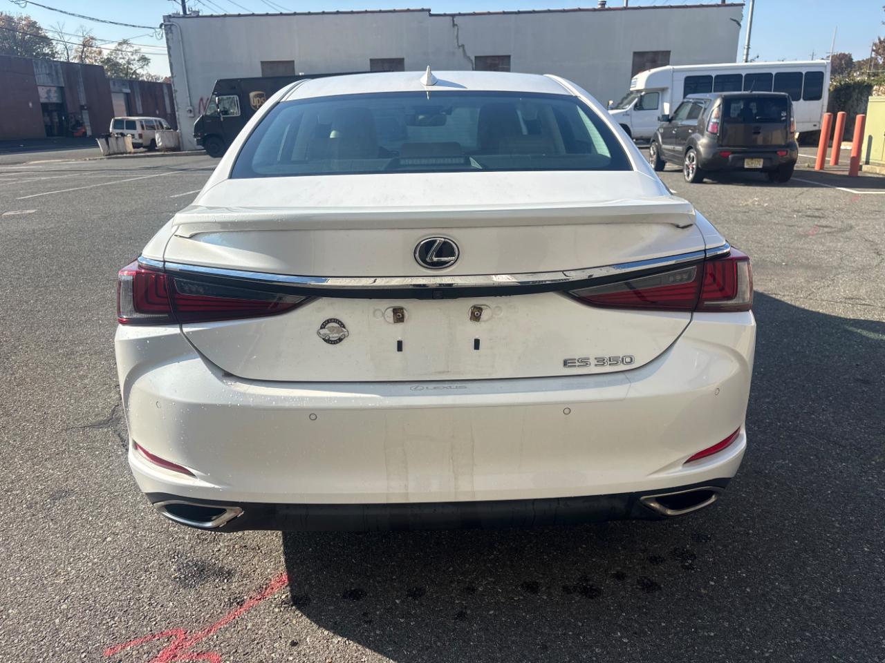 Lexus ES ES 350 FWD 2020