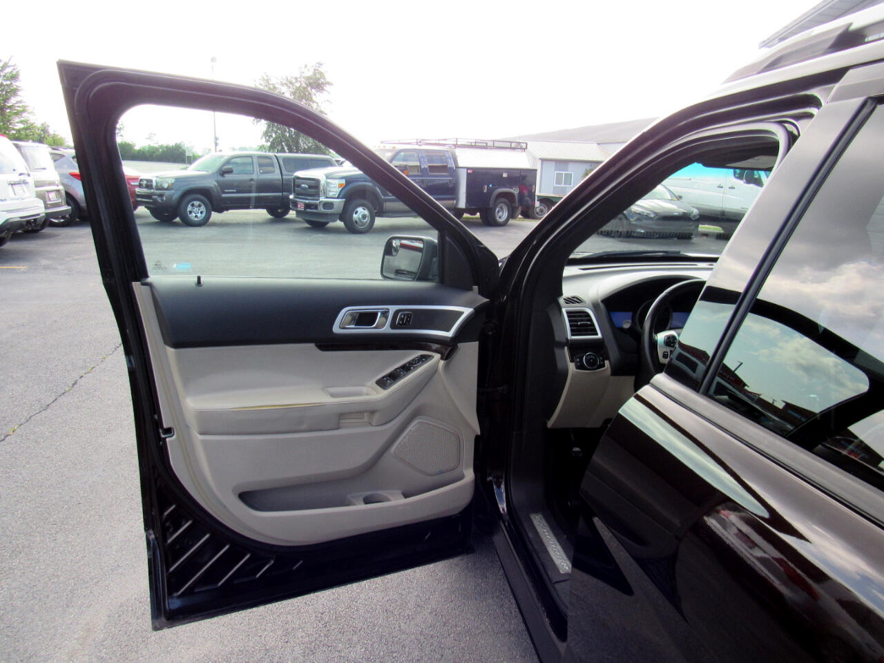 Ford Explorer FWD 4dr Limited 2013 Ford Explorer FWD 4dr Limited 2013