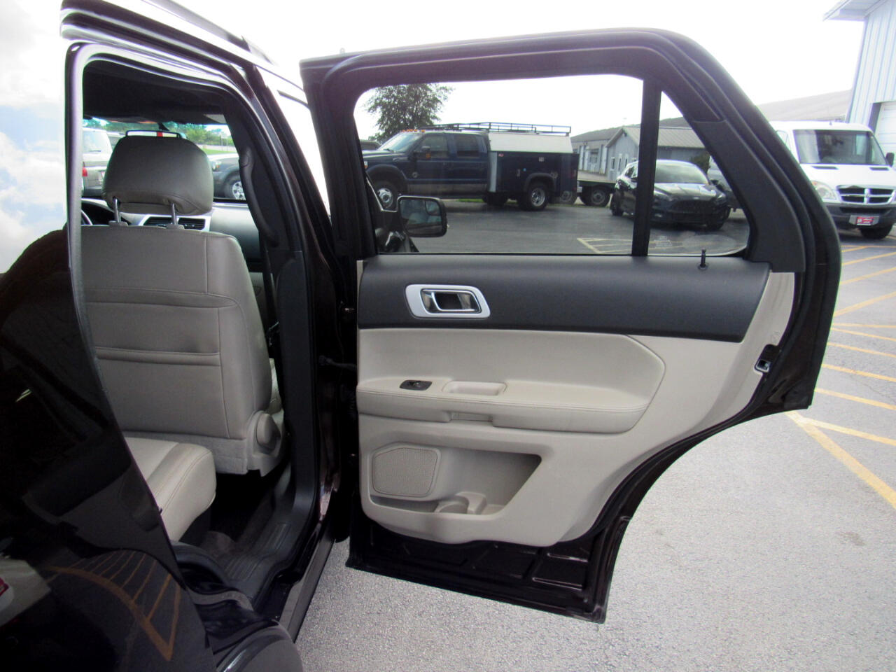 Ford Explorer FWD 4dr Limited 2013 Ford Explorer FWD 4dr Limited 2013
