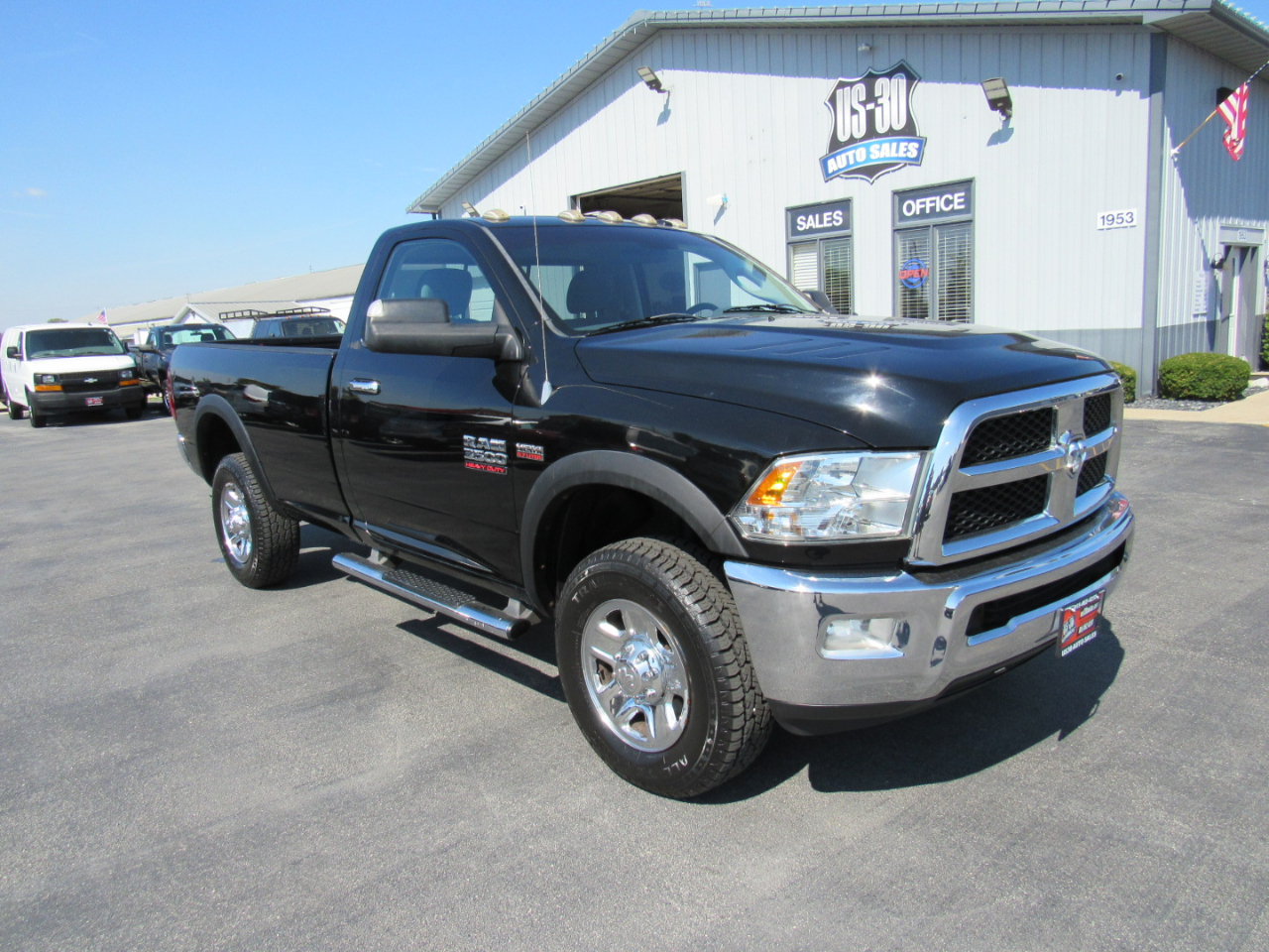RAM 3500 4WD Reg Cab 140.5" SLT 2013 RAM 3500 4WD Reg Cab 140.5" SLT 2013