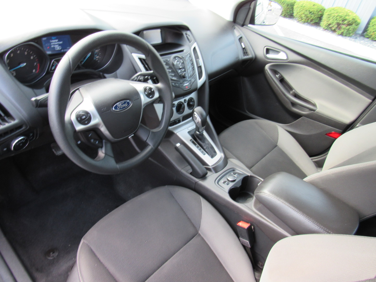 Ford Focus 4dr Sdn SE 2014 Ford Focus 4dr Sdn SE 2014