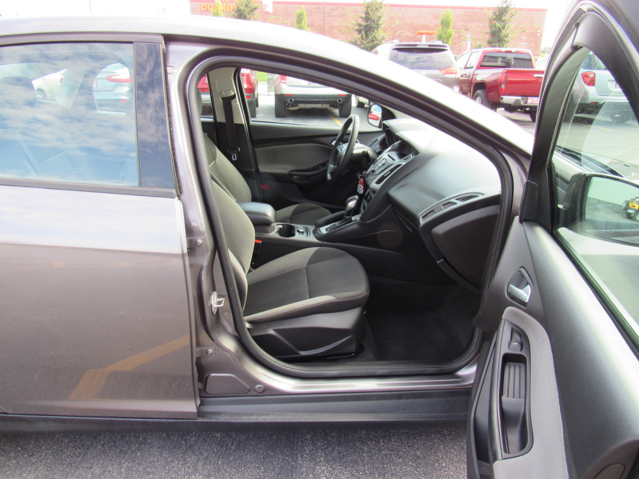 Ford Focus 4dr Sdn SE 2014 Ford Focus 4dr Sdn SE 2014