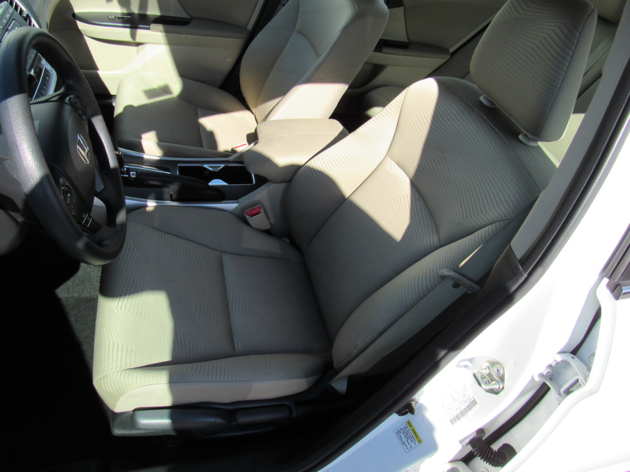 Honda Accord Sedan 4dr I4 CVT LX 2015 Honda Accord Sedan 4dr I4 CVT LX 2015