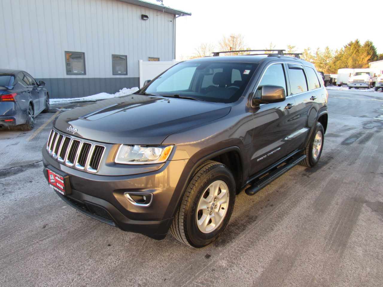 2015 Jeep Grand Cherokee 4WD 4dr Laredo