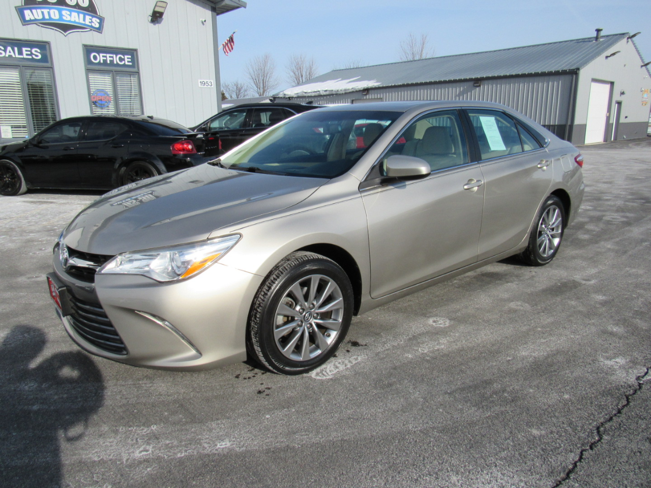 2017 Toyota Camry XLE Auto (Natl)