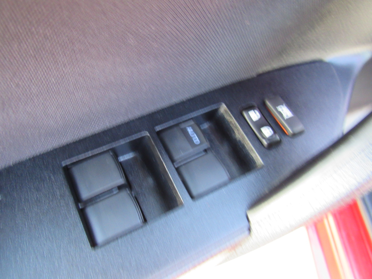 Toyota Corolla 4dr Sdn CVT LE Premium (Natl) 2015