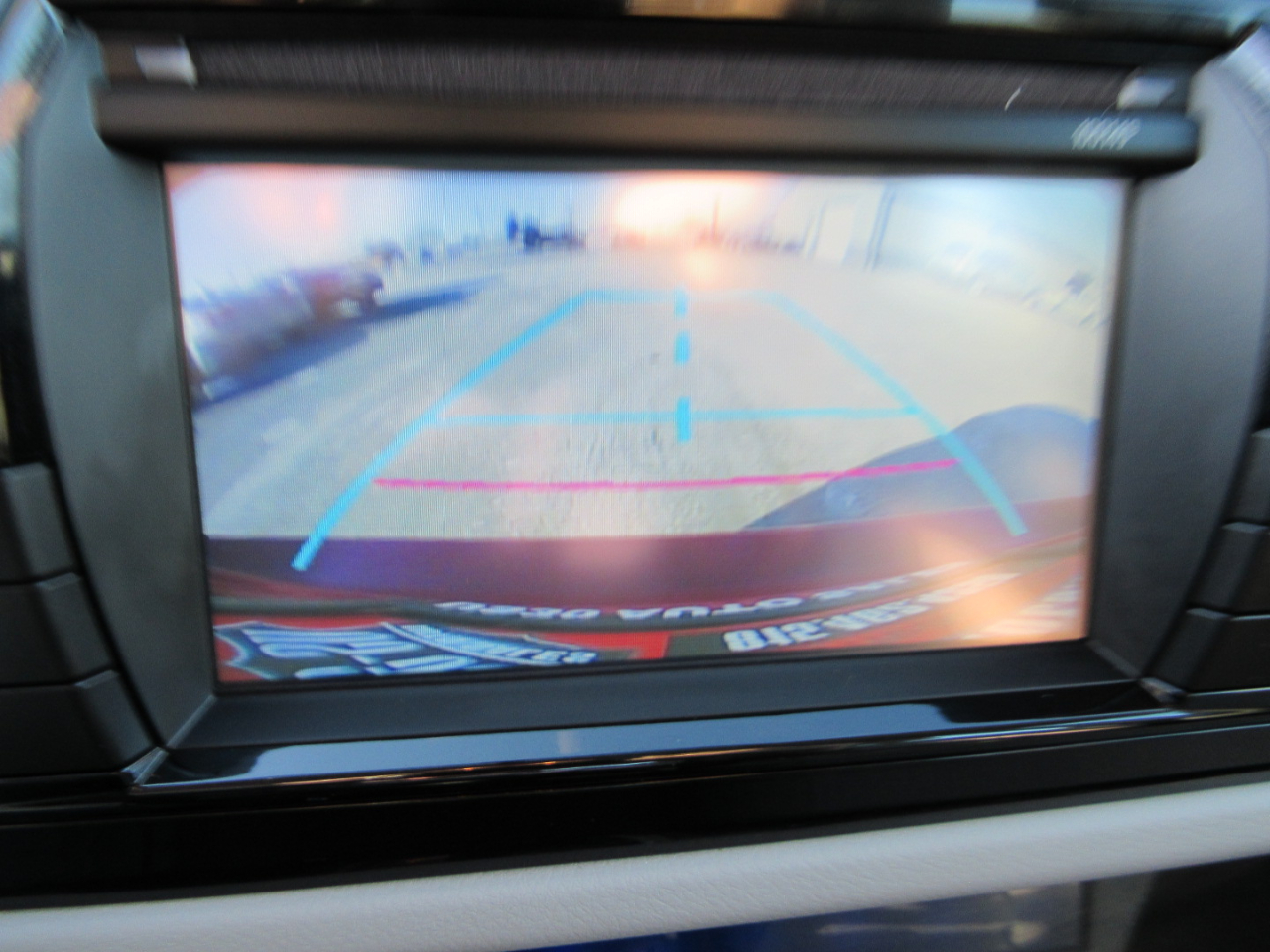 Toyota Corolla 4dr Sdn CVT LE Premium (Natl) 2015