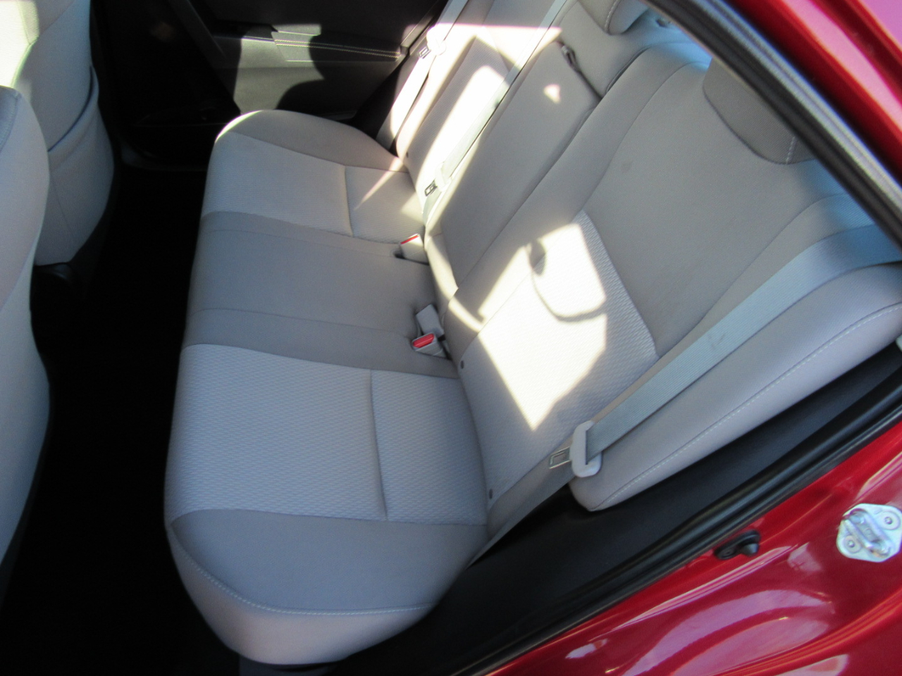 Toyota Corolla 4dr Sdn CVT LE Premium (Natl) 2015