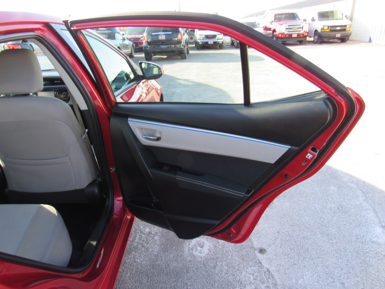 Toyota Corolla 4dr Sdn CVT LE Premium (Natl) 2015