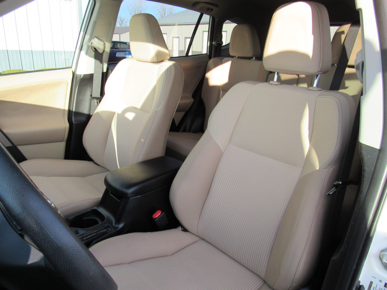 Toyota RAV4 AWD 4dr XLE (Natl) 2013