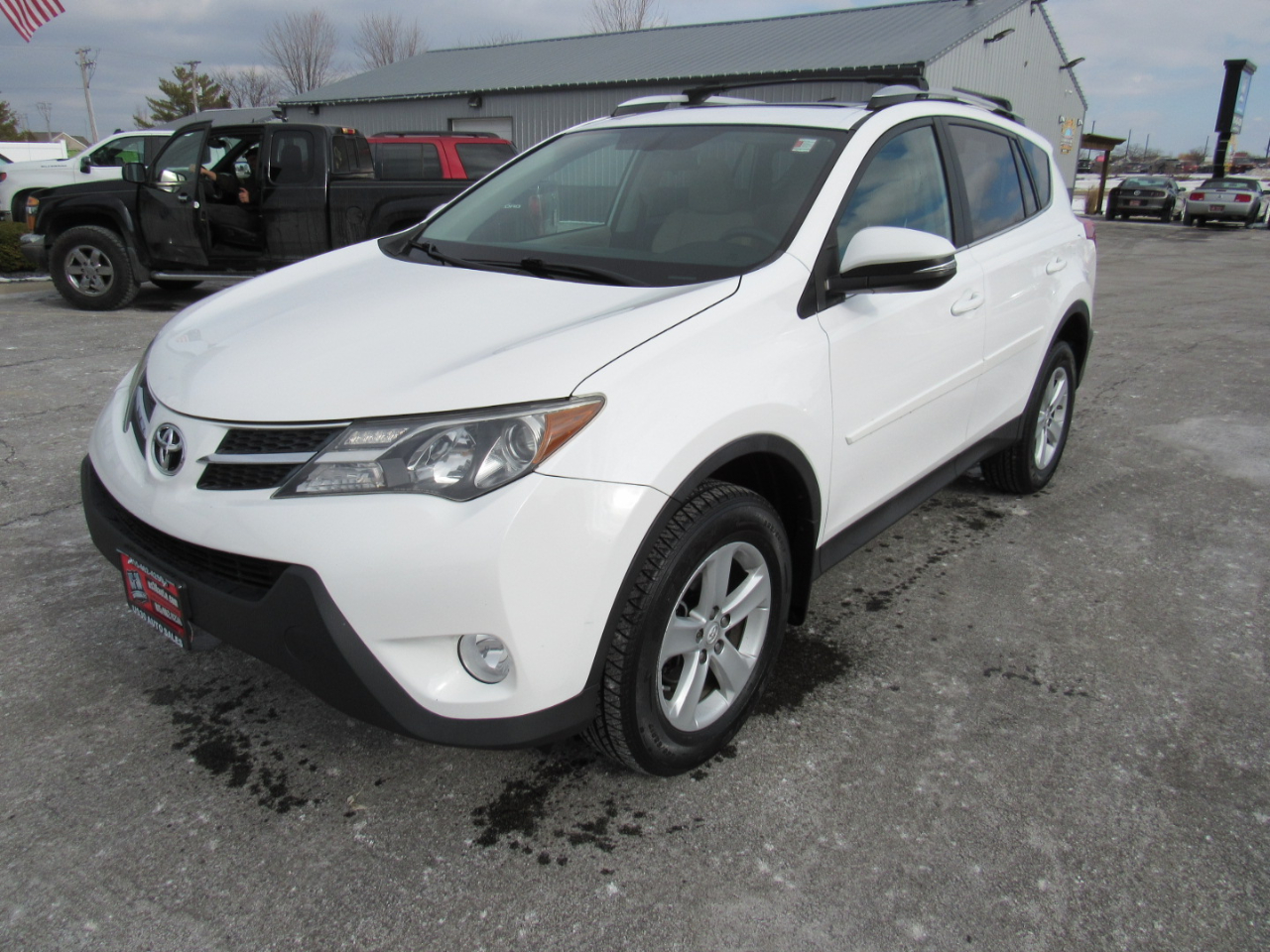 Toyota RAV4 AWD 4dr XLE (Natl) 2013