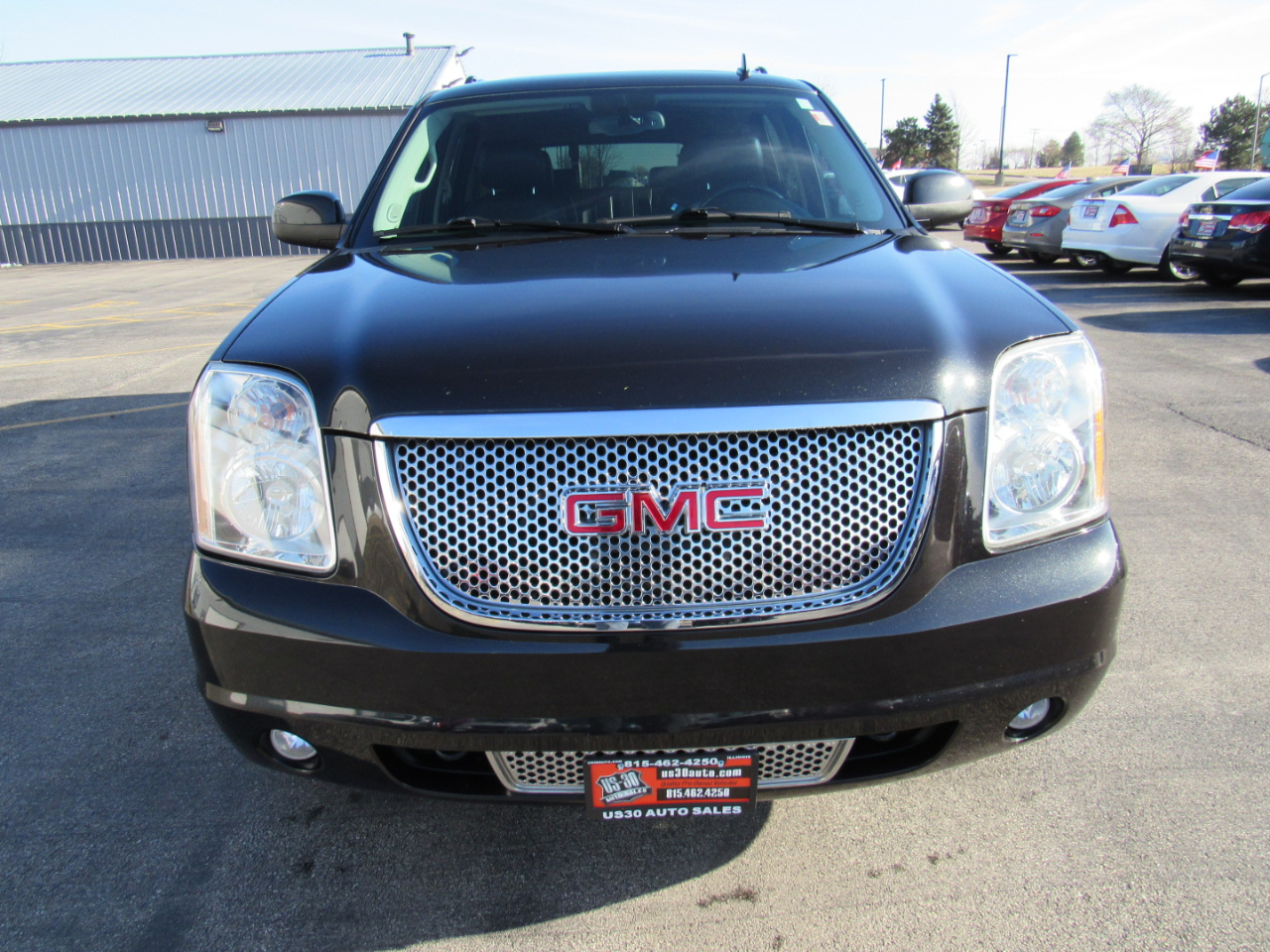 GMC Yukon XL AWD 4dr 1500 Denali 2013