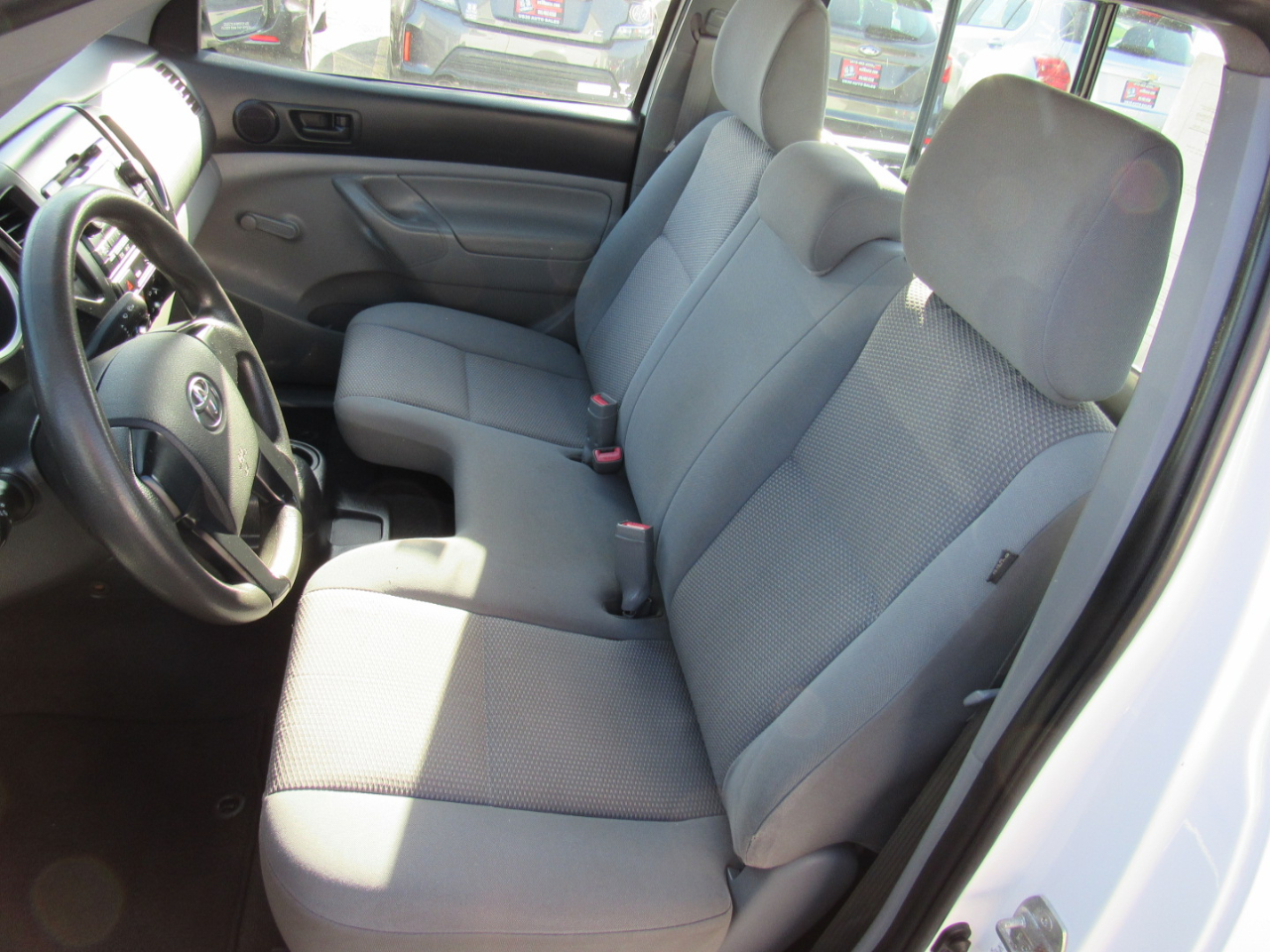 Toyota Tacoma 2WD Reg Cab I4 MT (Natl) 2012