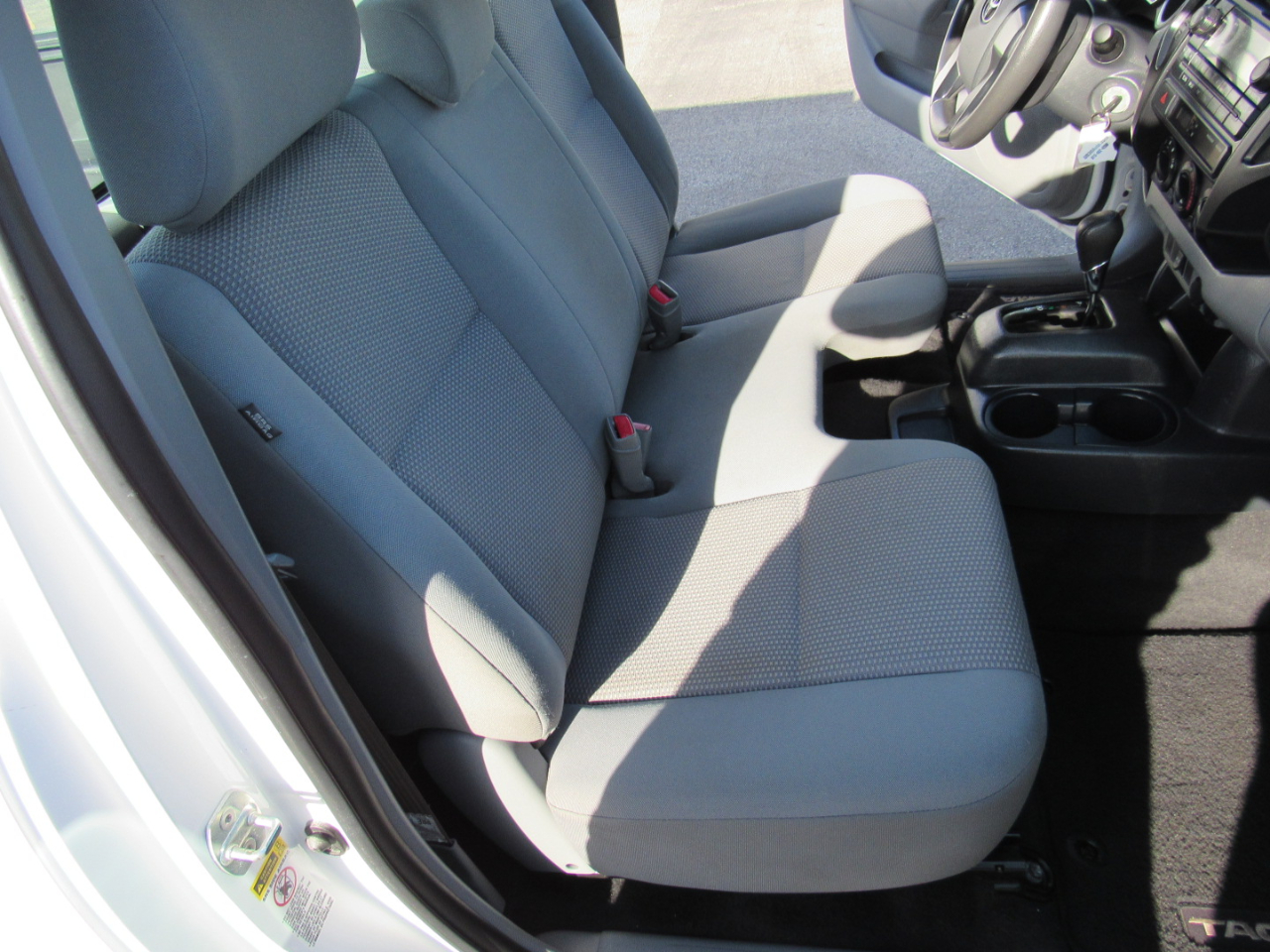 Toyota Tacoma 2WD Reg Cab I4 MT (Natl) 2012