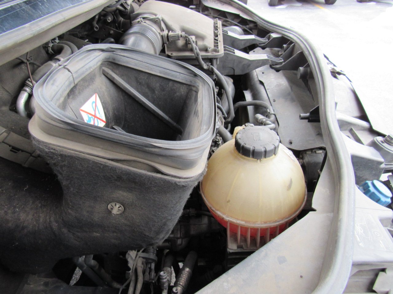 Mercedes-Benz Sprinter Passenger Van 2500 High Roof V6 170" RWD 2019