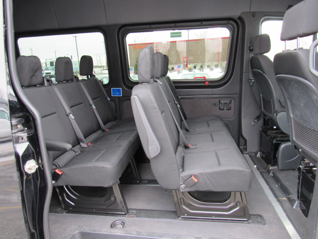 Mercedes-Benz Sprinter Passenger Van 2500 High Roof V6 170" RWD 2019