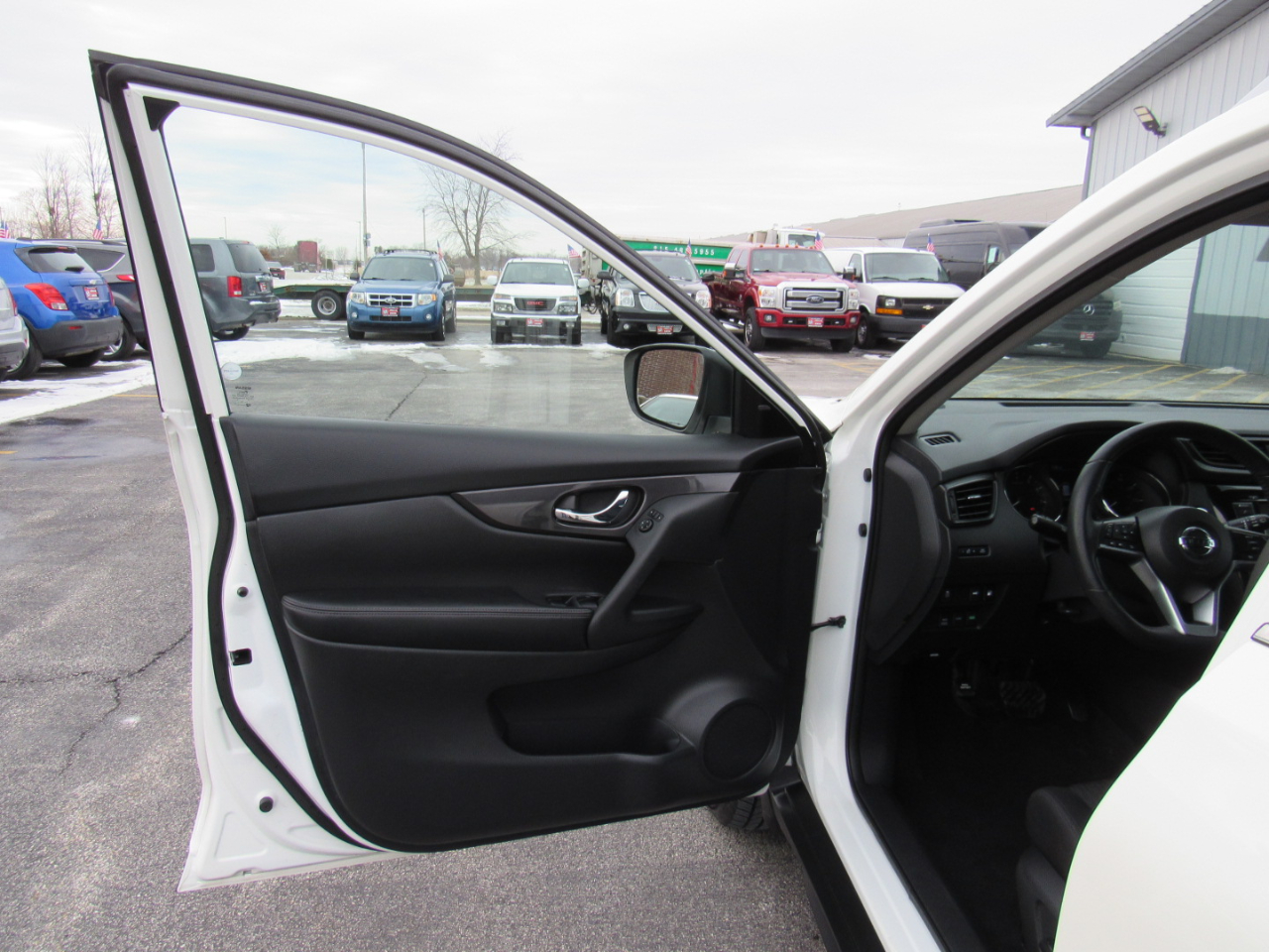 Nissan Rogue AWD SV 2018