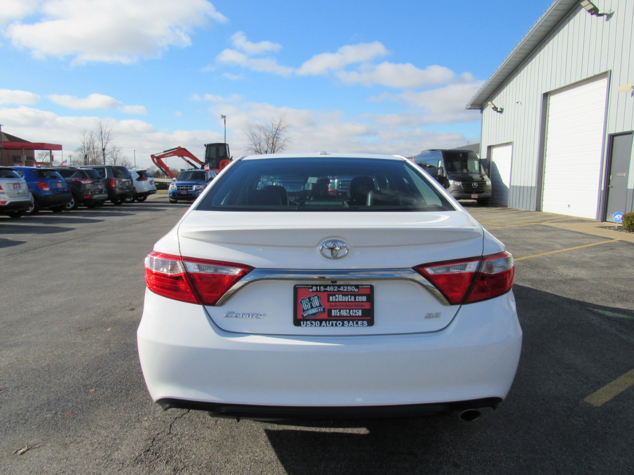 Toyota Camry SE Auto (Natl) 2017
